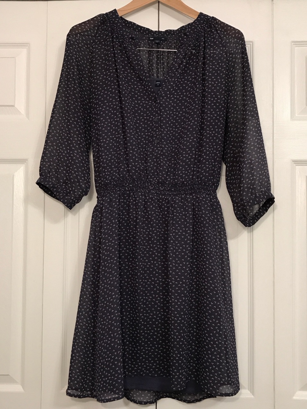 Gap Women's Navy Blue Printed V-Neck Dress